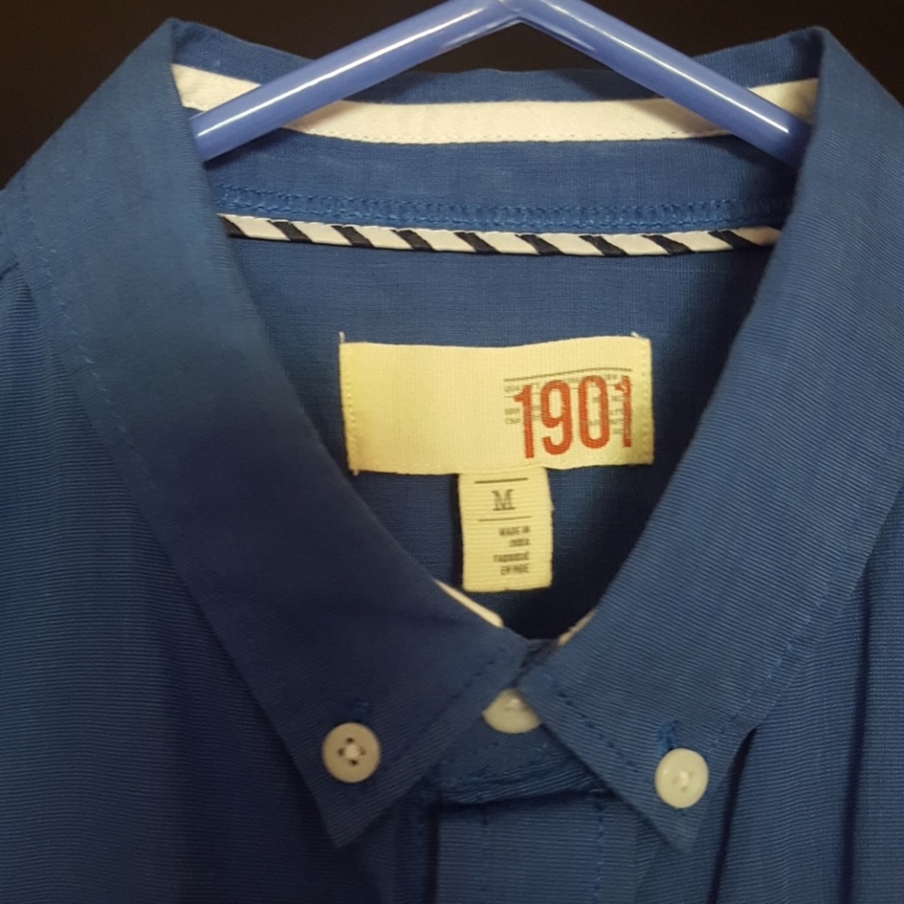 Shirt - Picture 3 of 4